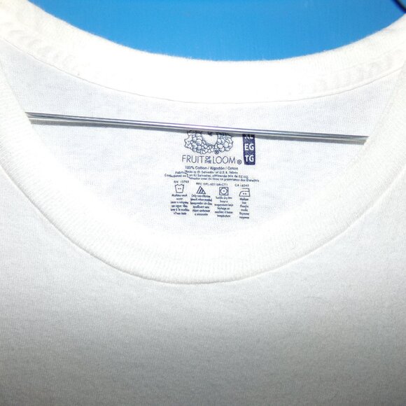 Vintage "Cashin In" Casino T-Shirt - Fruit of the Loom - White w/ Logo - XL - Picture 5 of 6